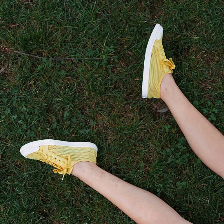 Les lacets duveteux : une touche de douceur pour vos chaussures