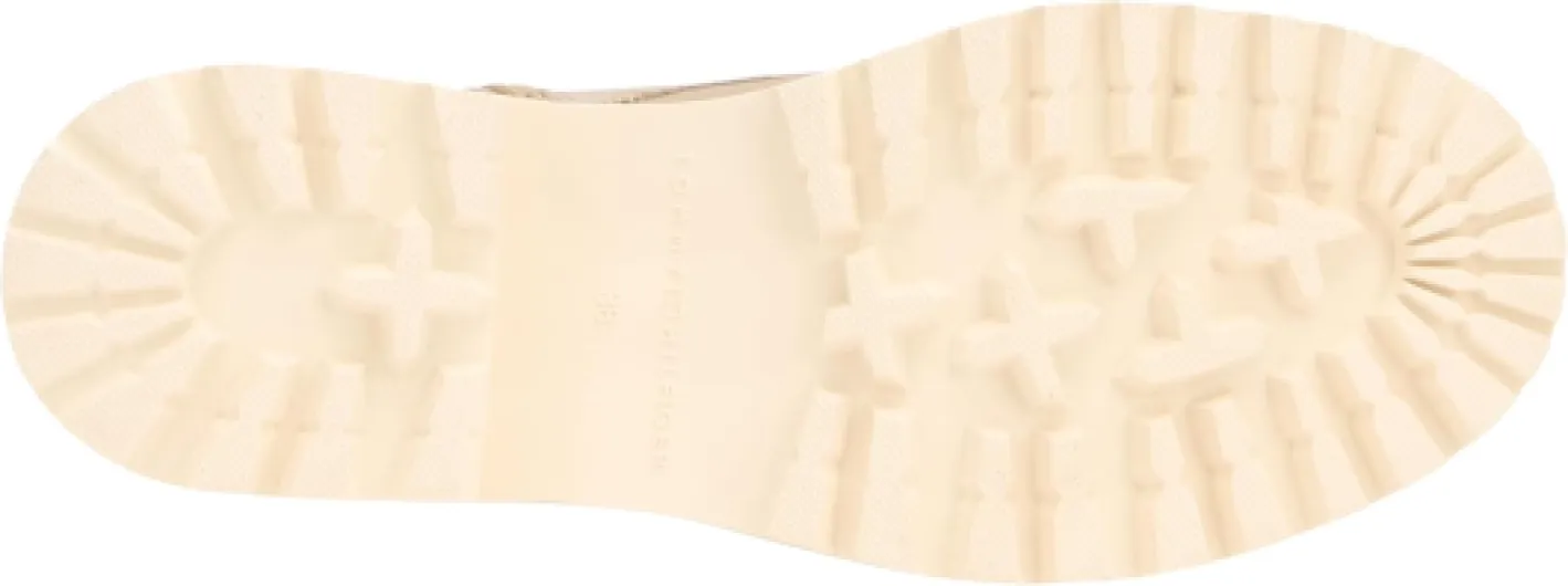 Test Tommy Hilfiger Bottes Mi-Mollet Femme Chic Mid Heel Leather Lace-Up : des bottes citadines qui misent surtout sur le confort