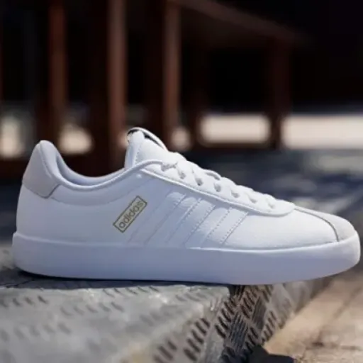 Test Adidas VL COURT 3.0 Femme : des baskets simples qui font le job au quotidien